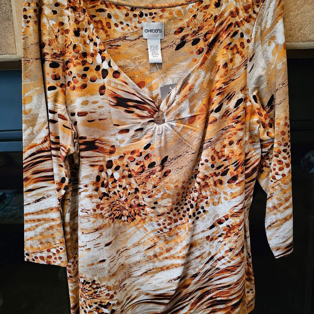 New NWT Chico's Ringlet 3/4 Tee, V-neck.  Size 3 (XL)